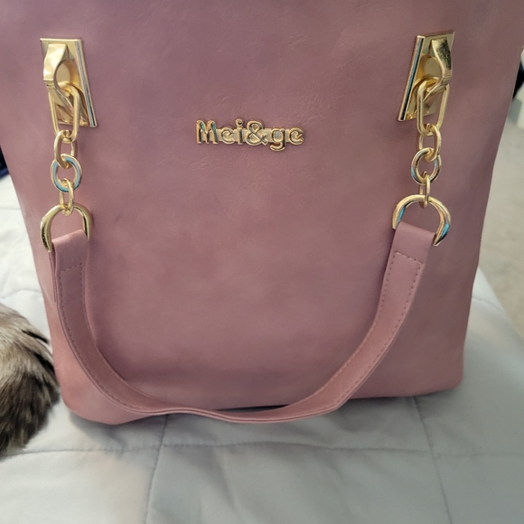 Purse - Picture 2 of 2